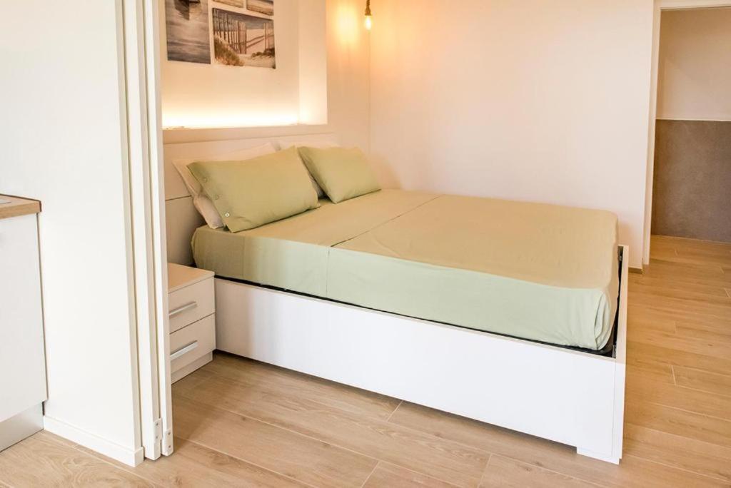 P010 - Porto Recanati, Nuovo Monolocale Fronte Mare 外观 照片